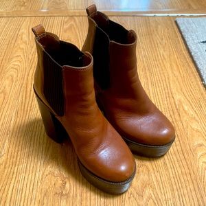 Steve Madden Brand New Leather Boots Platform/ High Heel